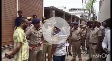 प्रतापगढ़: बिहार गंज पहुंचे आईजी जोन प्रयागराज, घटनास्थल का निरीक्षण कर घायलों के परिजनों से की मुलाकात