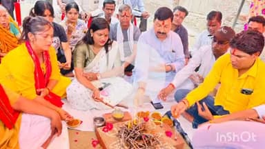 फिरोज़ाबाद: शहर में नगर निगम महापौर ने ₹65 लाख की लागत से दो सीसी सड़कों के निर्माण कार्यों का किया भूमिपूजन