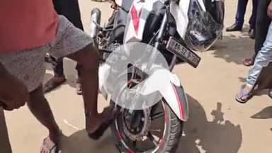 बरबीघा: बरबीघा में दो बाइक की टक्कर, युवक बाल-बाल बचा