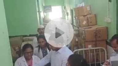 మోతే: మోతే మండల కేంద్రంలో ప్రాథమిక ఆరోగ్య కేంద్రం, కస్తూర్బా విద్యాలయాన్ని పరిశీలించిన కలెక్టర్ తేజస్