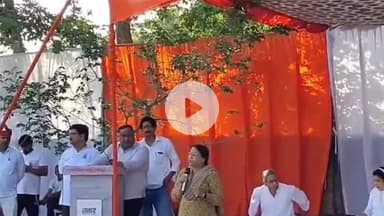 शाहजहांपुर: योग सप्ताह के चतुर्थ दिवस पर जीएफ कॉलेज मैदान में महापौर अर्चना वर्मा के साथ अधिकारियों ने किया योग