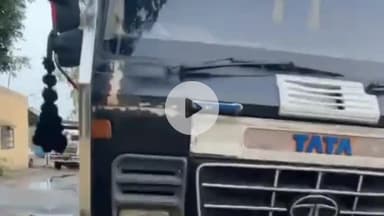 ऊना: स्वां नदी में पुलिस ने दबिश देकर अवैध खनन में संलिप्त 7 टिप्परों को किया ज़ब्त