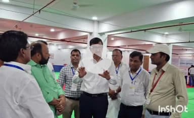 जमुई: जिला निर्वाचन पदाधिकारी सह जिलाधिकारी ने FLC कार्य का किया निरीक्षण, अभियंताओं की टीम द्वारा किया जा रहा FLC कार्य