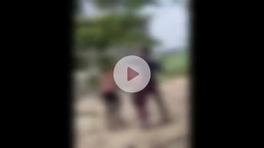 बड़ौत: छपरौली क्षेत्र में नलकूपर के एक युवक से दो युवकों ने चप्पलों से की मारपीट, वीडियो सोशल मीडिया पर हुआ वायरल