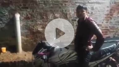 झांसी: लगातार तीन घंटे की बारिश से पुराने शहर की सड़कों और मकानों में भरा पानी, झांसी नगर निगम की खुली पोल