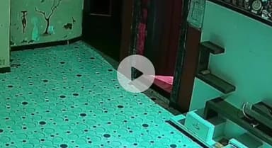 इछावर: इछावर में घर में चोरी की वारदात सीसीटीवी में कैद, पुलिस सीसीटीवी के आधार पर जांच में जुटी