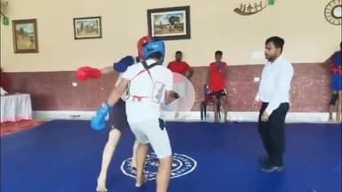 बिश्रामपुर: झारखंड जूनियर बुसु प्रतियोगिता में विश्रामपुर के रिशु सिंह ने रजत पदक जीता, मिली बधाई