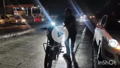 उरई: उरई में एक दर्जन से अधिक गाड़ियां डिवाइडर से टकराईं, एक दर्जन से अधिक लोग हुए घायल