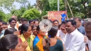 పెద్దపూడి మండలంలోని పలు గ్రామాల్లో రోడ్లను ప్రారంభించిన ఎంపీ పురందేశ్వరి