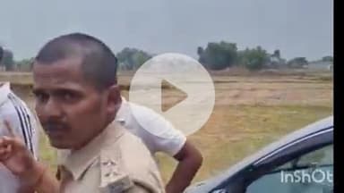 भभुआ: बेलैडी गांव के पास उत्पाद विभाग की पुलिस ने 87 लीटर अंग्रेजी शराब के साथ दो धंधेबाजों को किया गिरफ्तार, कार ज़ब्त