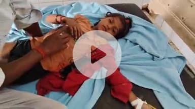 पडरौना: सिधुआँ बाजार में खेल रही मासूम को सांप ने काटा, इलाज के बाद अब मासूम खतरे से बाहर