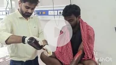 आरा: नवादा बाजार के समीप बाइक दुर्घटना में घायल बाइक सवार को आरा सदर अस्पताल में कराया गया भर्ती