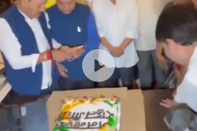 कांके: रांची प्रेस क्लब में राहुल गांधी का जन्मदिन मनाया गया, कांग्रेस प्रदेश प्रभारी और अध्यक्ष रहे मौजूद