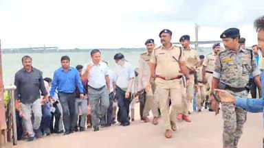 सुल्तानगंज: श्रावणी मेला की तैयारी शुरू, भागलपुर डीएम ने गंगा घाट और कांवरिया पथ का निरीक्षण किया