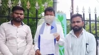 झांसी: आजाद समाज पार्टी के कार्यकर्ता को दबंगों ने जान से मारने की धमकी दी, मुरारी गांव के पीड़ित ने एसएसपी से की शिकायत