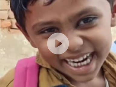 धनौरा: गजरौला गांव शकूराबाद में हाईटेंशन लाइन की चपेट में आकर झुलसे बालक की हुई मौत