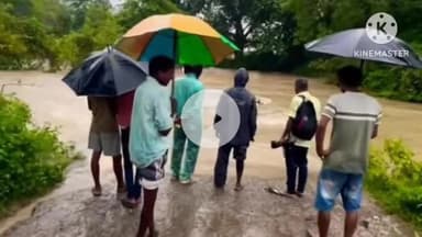 बुंडू: लगातार बारिश से जनजीवन अस्त-व्यस्त, सारूबेड़ा सोतिया पुलिया के ऊपर से बह रहा है पानी