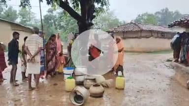 तमनार थाना के ग्राम पंचायत उरबा 
प्रेमनगर में महिला समूह ने महुआ दारू किया 
बंद ..