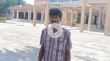 बागपत: गांधी गांव में पट्टे की भूमि पर दबंगों द्वारा कब्जा हटवाने की मांग को लेकर पीड़ित पहुंचे डीएम कार्यालय