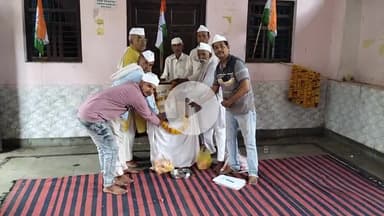 पोरसा: सखवार धर्मशाला पोरसा में कांग्रेस कार्यकर्ताओं ने राहुल गांधी जी का जन्मदिवस मनाया