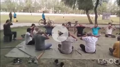 बलरामपुर: स्पोर्ट्स स्टेडियम, योग वेलनेस सेंटर एवं जिला जेल में लोगों को कराया जा रहा योगाभ्यास