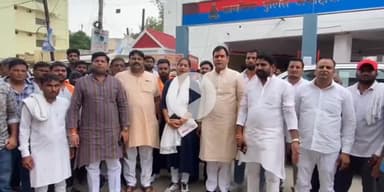 बागपत: बिनौली थाना क्षेत्र से लापता युवती की बरामदगी को लेकर लोनी विधायक नंदकिशोर गुर्जर ने SP से की मुलाकात