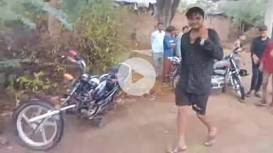 टेहरोली: टोड़ीफतेहपुर में आमने-सामने टकराए दो बाइक सवार, पति-पत्नी हुए घायल, दो की हालत नाजुक