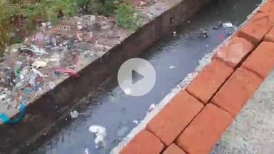 झांसी: नंदनपुर की गली नंबर 1के कुमरिहाना मोहल्ले में नाले पर हुए अतिक्रमण के चलते बारिश में होता है जल भराव  #jansamasya