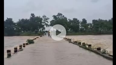 लोहरदगा: ज़िले में मानसून की पहली बारिश से नदियां उफान पर, वैज्ञानिक ने आने वाले दिनों में बारिश की संभावना जताई