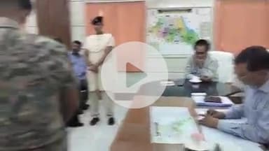 गोपालगंज: डीएम द्वारा समाहरणालय परिसर में जनता दरबार का आयोजन, सुनी लोगों की समस्याएं