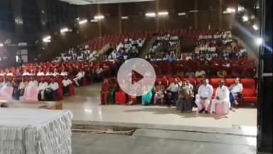 हज़ारीबाग: उपायुक्त ने राशन वितरण में सुधार के लिए जनवितरण प्रणाली के विक्रेताओं के साथ बैठक की, दिए निर्देश