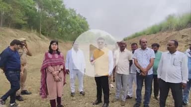 जौनपुर : डीएम ने बदलापुर में पीली नदी के जीर्णोद्धार कार्य का किया निरीक्षण, कार्य में लगे श्रमिकों की किया प्रशंसा।