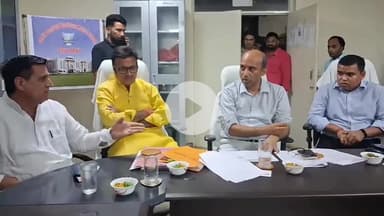 चूरू: उमस भरी गर्मी में मेडिकल एजुकेशन सेकेट्री ने पीडीयू मेडिकल कॉलेज में 3 घंटे मीटिंग की, अधूरे कार्य पूरे करने के दिए निर्देश