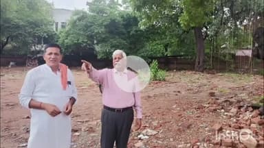 मेदिनीनगर (डालटनगंज): पलामू संसदीय क्षेत्र के मेदिनीनगर वार्ड 23 नवाटोली में इंडोर स्टेडियम निर्माण स्थल का निरीक्षण