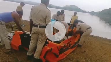 सिहावल: सीधी जिले में आपदा के समय लोगों को बचाने के लिए होमगार्ड और एसडीईआरएफ के जवानों को दिया गया प्रशिक्षण