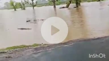 बमोरी: पहली बारिश में बरसाती नदी उफान पर, यात्री घंटों तक फंसे रहे बरसाती