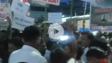 कोडरमा: टुनटुन पांडेय की संदिग्ध मौत के खुलासे और दोषियों पर कार्रवाई की मांग को लेकर निकाला गया कैंडल मार्च