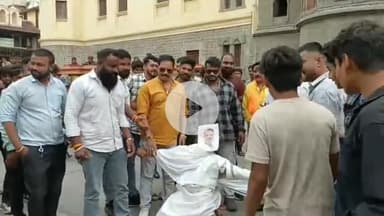 इंदौर में लव जिहाद केस पर बवाल: करणी सेना ने अनवर कादरी का पुतला जलाया.