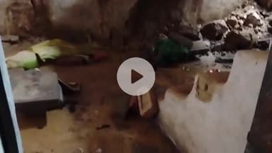 लोहरदगा: सेनहा अमन चौक में मकान गिरने से बाल-बाल बचा परिवार, हजारों का हुआ नुकसान