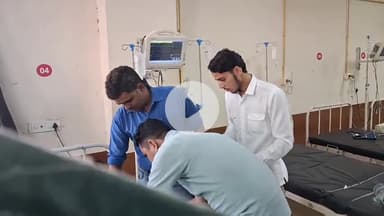 चूरू: लोहसना बड़ा गांव में खेत में कीटनाशक का छिड़काव करते वक्त युवक की तबीयत बिगड़ी, इलाज हेतु लाया गया जिला अस्पताल