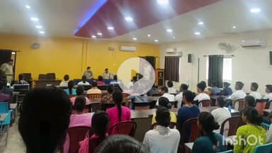 मुंगेर: पुलिस केंद्र मुंगेर सभागार में एसपी ने नव चयनित पुलिस कर्मियों को किया ब्रीफ