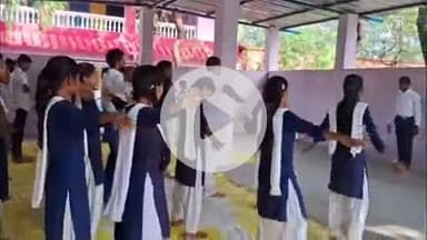 मोहनिया: पीएम श्री प्लस टू आदर्श उच्च विद्यालय बढूपर में अंतर्राष्ट्रीय योग दिवस पर छात्रों और शिक्षकों ने किया योग