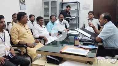 सासाराम: सासाराम के एडिएम कार्यालय में उप निर्वाचन पदाधिकारी एडिएम ने राजनीतिक दल के साथ की बैठक