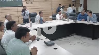 कनाड़िया: मूंग की दाल बिक्री में किसानों को हो रही परेशानी, कलेक्टर ने मंडी अधिकारियों के साथ बैठक में दिए सख्त निर्देश