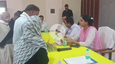 अमरोहा: अमरोहा ब्लॉक में आयोजित संपूर्ण समाधान दिवस, डीएम ने सुनीं शिकायतें