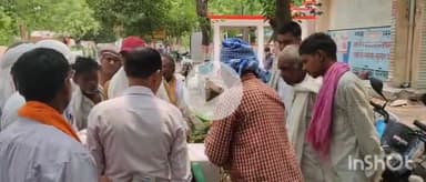 उरई: ग्राम कुरकुरु बारिश के बाद हुआ जलमग्न, जल निकासी की समस्या से परेशान ग्रामीण #jansamaysa