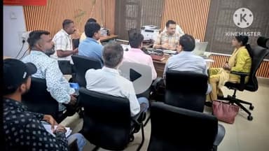 नवादा: जिला पंचायती राज पदाधिकारी ने पंचायत के विकास को लेकर प्रखंड पंचायती राज पदाधिकारी एवं अन्य अधिकारियों के साथ की बैठक