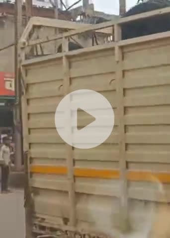 ग्वालियर गिर्द: बहोड़ापुर तिराहे पर कलारी के बाहर मारपीट, वीडियो हुआ वायरल