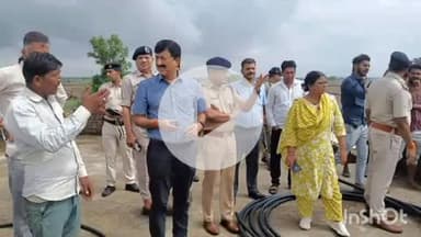 बमोरी: गुना: कलेक्टर-एसपी ने सीमावर्ती ग्राम सोड़ा का निरीक्षण किया, ग्रामीणों की स्थिति जानी