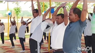 जमुई: इंदपे में अंतर्राष्ट्रीय योग दिवस पर योग के माध्यम से मतदाताओं को किया गया जागरूक